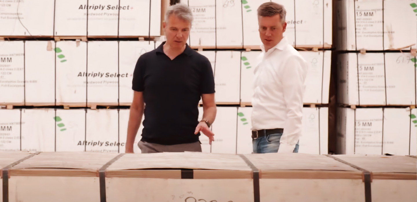 We nodigen je uit op het ‘Plywood Professionals’ event, gericht naar de dienstverlenende ondernemer We nodigen je uit op het ‘Plywood Professionals’ event, gericht naar de dienstverlenende ondernemer